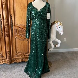 NWT Mac Duggal 5379 [14] Emerald Green Sequined Wrap Over Long Evening Gown